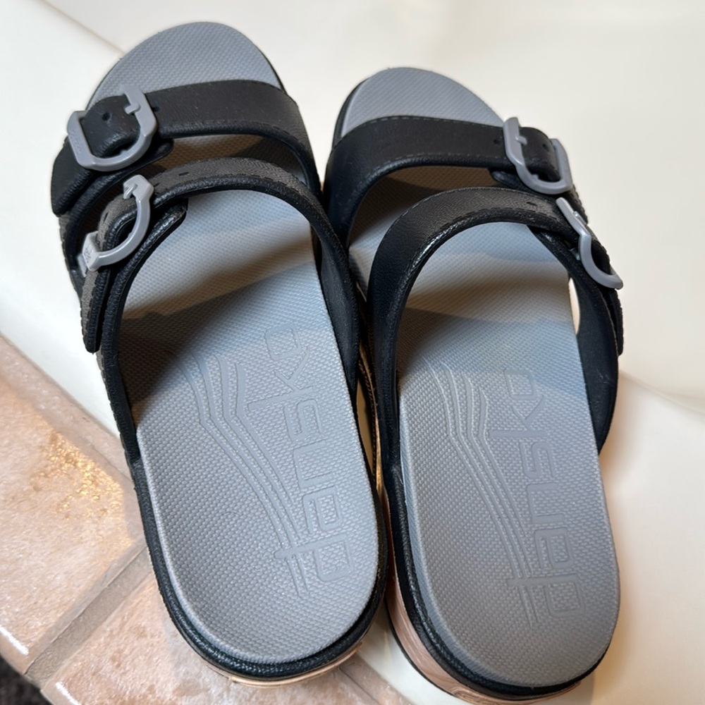 Dansko Kandi black/grey used once like brand new —